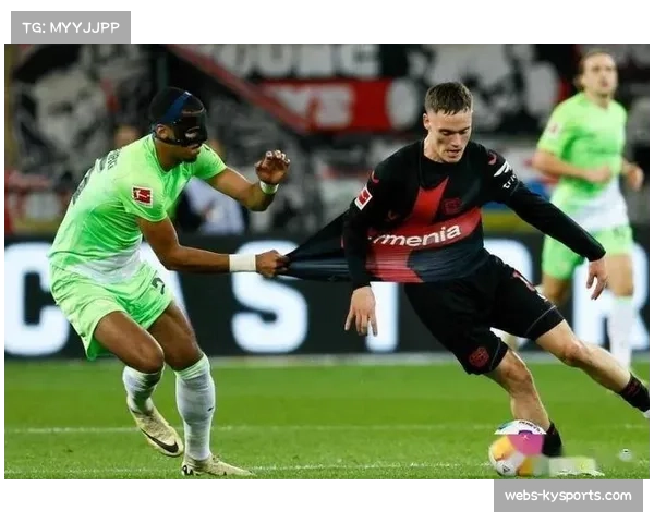 德国队主帅纳格尔斯曼现场考察勒沃库森对阵莱比锡一役